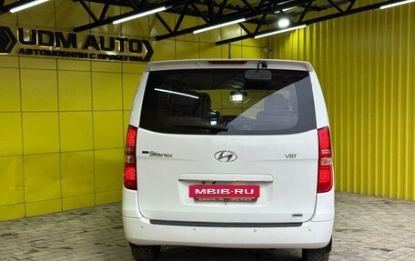 Hyundai Grand Starex Grand Starex I рестайлинг 2, 2018 год, 2 790 000 рублей, 6 фотография