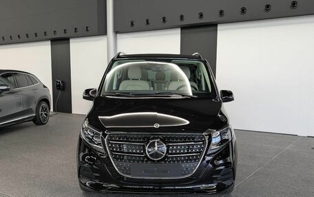 Mercedes-Benz V-Класс, 2025 год, 14 000 000 рублей, 2 фотография
