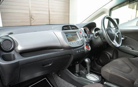 Honda Fit III, 2011 год, 858 000 рублей, 18 фотография