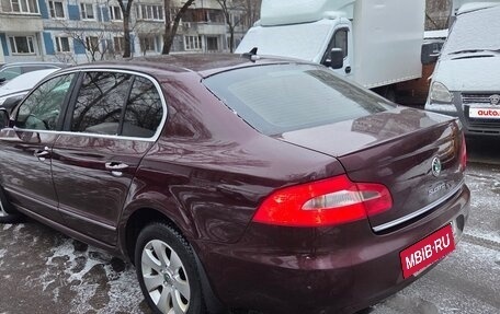 Skoda Superb III рестайлинг, 2011 год, 1 200 000 рублей, 3 фотография