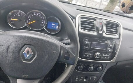 Renault Logan II, 2017 год, 430 000 рублей, 5 фотография