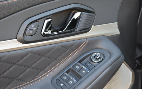 CheryExeed TXL, 2023 год, 3 050 000 рублей, 24 фотография