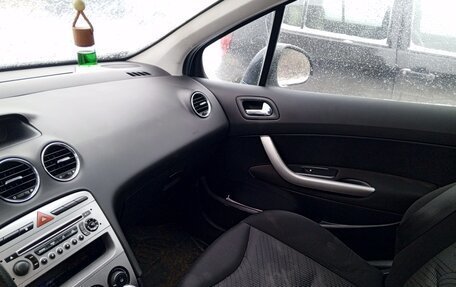 Peugeot 308 II, 2010 год, 350 000 рублей, 3 фотография