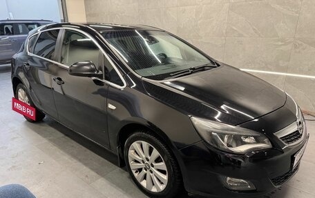 Opel Astra J, 2010 год, 569 000 рублей, 3 фотография