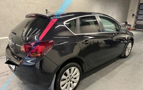 Opel Astra J, 2010 год, 569 000 рублей, 4 фотография