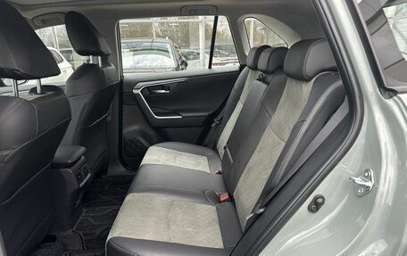 Toyota RAV4, 2025 год, 4 390 000 рублей, 21 фотография