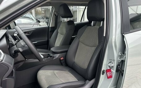 Toyota RAV4, 2025 год, 4 390 000 рублей, 17 фотография