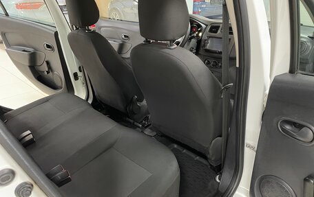 Renault Logan II, 2019 год, 550 000 рублей, 6 фотография