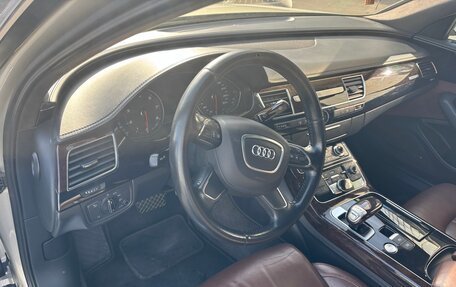 Audi A8, 2011 год, 1 480 000 рублей, 2 фотография