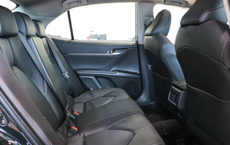 Toyota Camry, 2025 год, 4 890 000 рублей, 9 фотография