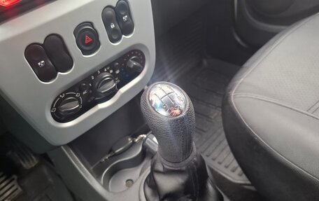 Renault Sandero I, 2012 год, 641 000 рублей, 17 фотография