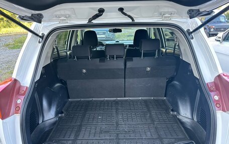 Toyota RAV4, 2014 год, 2 000 000 рублей, 5 фотография