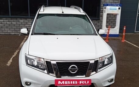 Nissan Terrano III, 2017 год, 1 750 000 рублей, 3 фотография