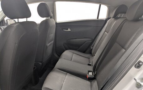 KIA Rio IV, 2021 год, 930 000 рублей, 5 фотография