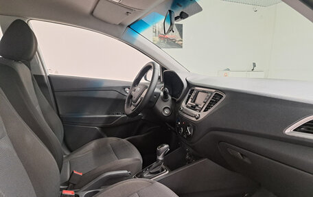 Hyundai Solaris II рестайлинг, 2020 год, 1 490 000 рублей, 11 фотография