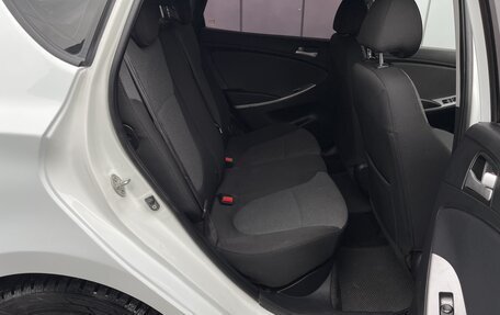 Hyundai Solaris II рестайлинг, 2013 год, 697 000 рублей, 13 фотография