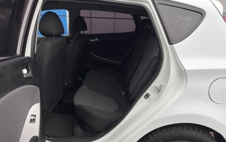 Hyundai Solaris II рестайлинг, 2013 год, 697 000 рублей, 14 фотография