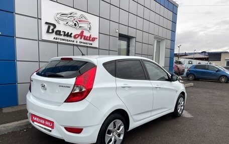 Hyundai Solaris II рестайлинг, 2013 год, 697 000 рублей, 4 фотография