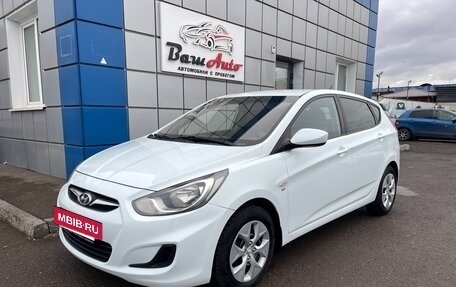 Hyundai Solaris II рестайлинг, 2013 год, 697 000 рублей, 2 фотография