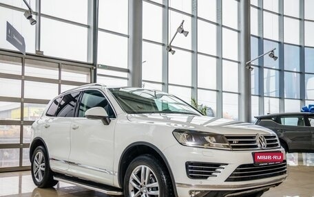 Volkswagen Touareg III, 2017 год, 4 048 000 рублей, 1 фотография