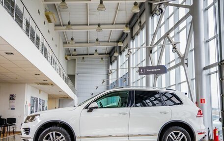 Volkswagen Touareg III, 2017 год, 4 048 000 рублей, 4 фотография