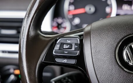 Volkswagen Touareg III, 2017 год, 4 048 000 рублей, 18 фотография