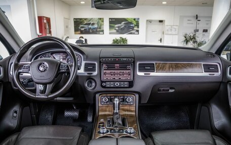 Volkswagen Touareg III, 2017 год, 4 048 000 рублей, 21 фотография