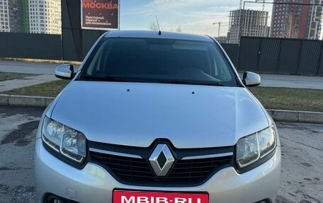 Renault Sandero II рестайлинг, 2018 год, 850 000 рублей, 1 фотография
