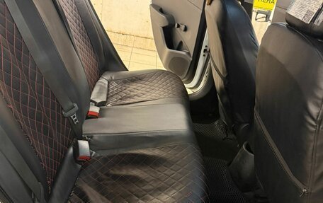 Hyundai Solaris II рестайлинг, 2018 год, 720 000 рублей, 1 фотография