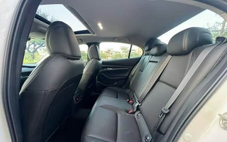 Mazda 3, 2022 год, 1 940 000 рублей, 9 фотография