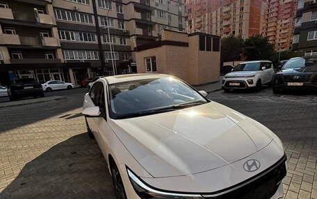 Hyundai Elantra, 2025 год, 2 070 000 рублей, 2 фотография