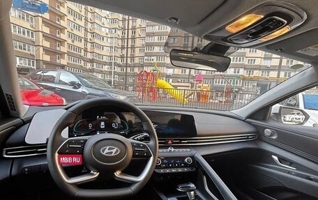 Hyundai Elantra, 2025 год, 2 070 000 рублей, 12 фотография