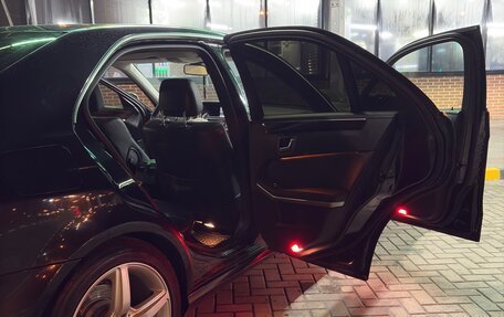 Mercedes-Benz E-Класс, 2012 год, 1 500 000 рублей, 17 фотография