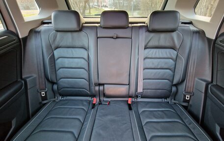 Volkswagen Tiguan II, 2019 год, 3 490 000 рублей, 16 фотография