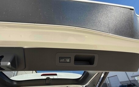 Lexus LX, 2025 год, 212 545 рублей, 23 фотография