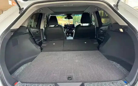 Toyota Harrier, 2024 год, 3 270 000 рублей, 13 фотография