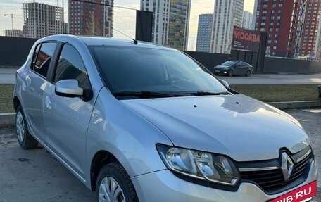 Renault Sandero II рестайлинг, 2018 год, 850 000 рублей, 2 фотография