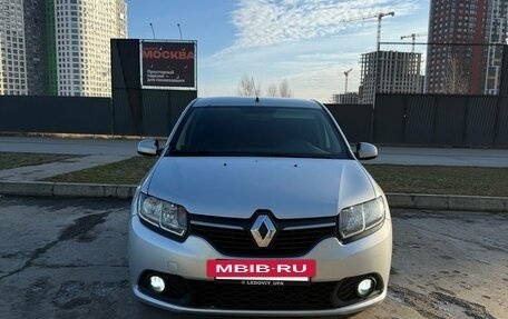 Renault Sandero II рестайлинг, 2018 год, 850 000 рублей, 22 фотография