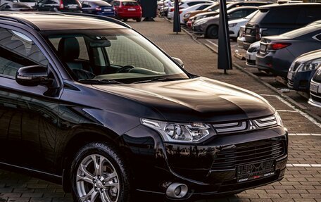 Mitsubishi Outlander III рестайлинг 3, 2012 год, 1 295 000 рублей, 8 фотография