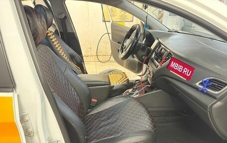 Hyundai Solaris II рестайлинг, 2018 год, 720 000 рублей, 4 фотография