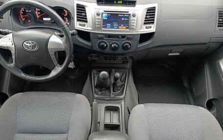 Toyota Hilux VII, 2013 год, 2 150 000 рублей, 12 фотография