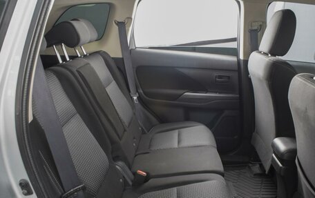 Mitsubishi Outlander III рестайлинг 3, 2016 год, 1 870 000 рублей, 7 фотография