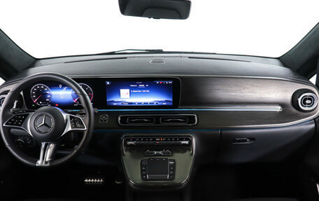Mercedes-Benz V-Класс, 2024 год, 19 000 000 рублей, 12 фотография