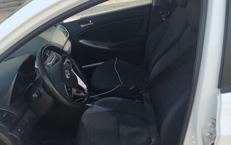 Hyundai Solaris II рестайлинг, 2016 год, 1 190 000 рублей, 4 фотография