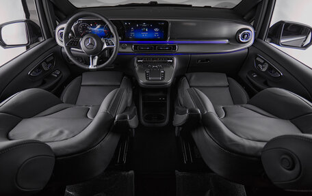 Mercedes-Benz V-Класс, 2025 год, 17 300 000 рублей, 15 фотография