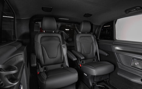 Mercedes-Benz V-Класс, 2025 год, 17 300 000 рублей, 33 фотография