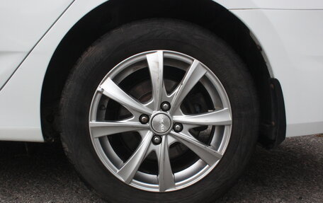 Hyundai Solaris II рестайлинг, 2015 год, 1 057 000 рублей, 24 фотография