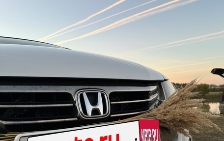 Honda Odyssey IV, 2012 год, 1 700 000 рублей, 1 фотография