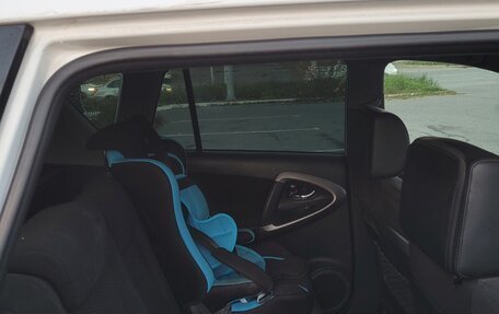 Toyota RAV4, 2007 год, 1 100 000 рублей, 10 фотография