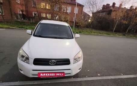 Toyota RAV4, 2007 год, 1 100 000 рублей, 3 фотография